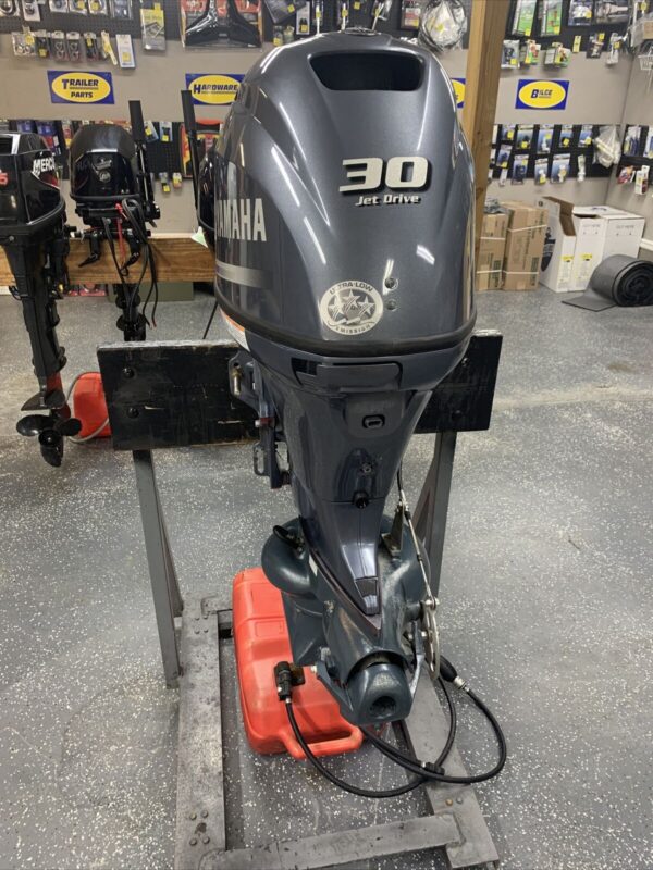 2015 Yamaha 30hp 4-Stroke Jet-Drive Outboard Motor