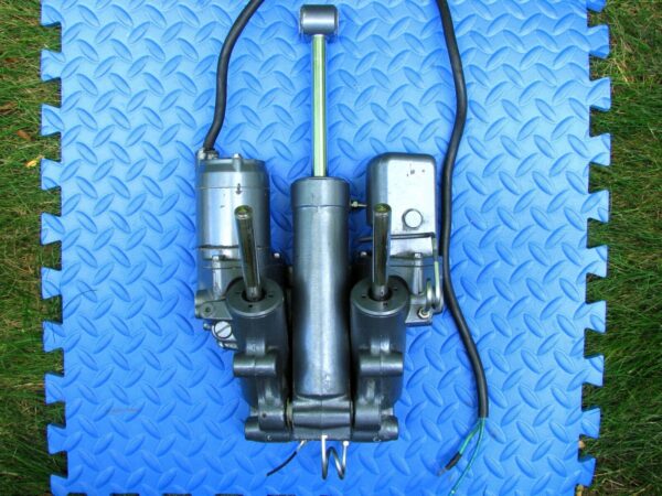Yamaha 115 130 150 200 225hp 2 stroke Power Trim + Tilt