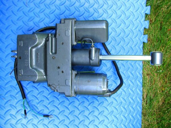 Yamaha 115 130 150 200 225hp 2 stroke Power Trim + Tilt - Image 3