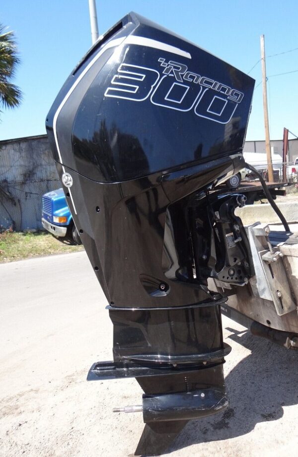 2019 Mercury 300 HP Verado 4-Stroke 30″ Outboard Motor