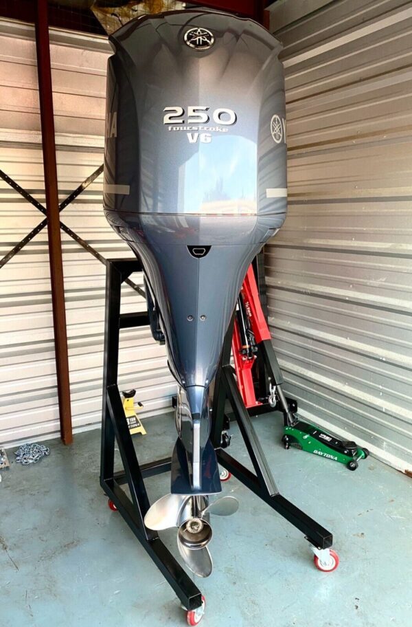 2019 Yamaha F250 250hp 4 Stroke 30” Outboard Motor
