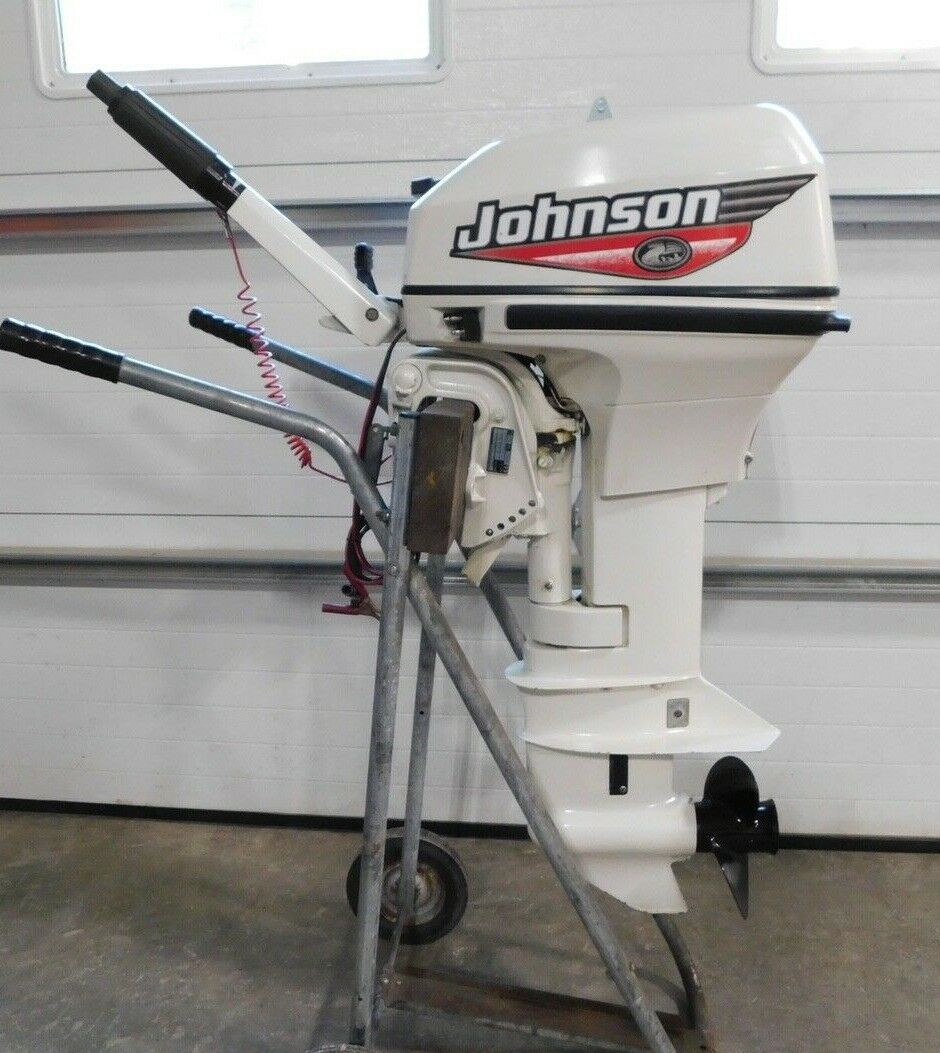 Johnson 15hp 2 Stroke Outboard Motor with Tiller Handle - Image 2