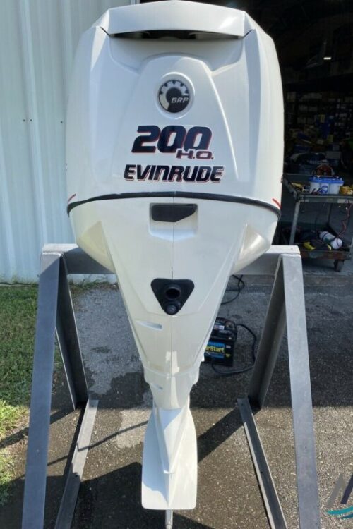 2011-Evinrude-ETEC-200-HP-6-Cyl-DFI-2-Stroke-25-Shaft-Counter-Rotation-Motor