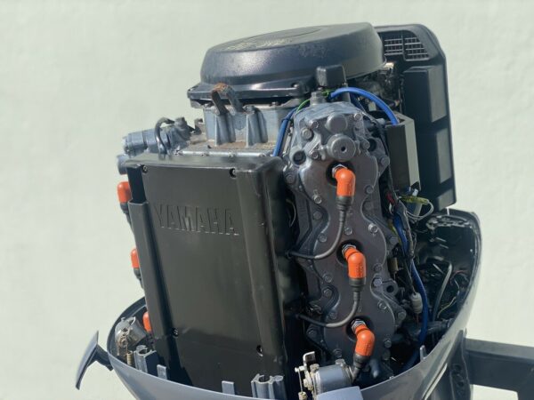 2003 Yamaha 150hp 2-stroke outboard-Motor - Image 3